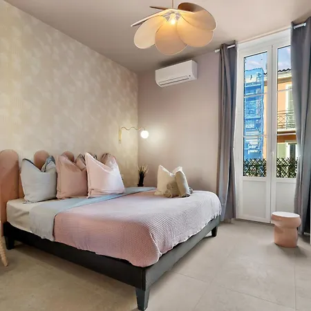 Nice Renting - 8Bonaparte - Architect Loft Luxury 4 Bedrooms View Place Du Pin Exterior photo